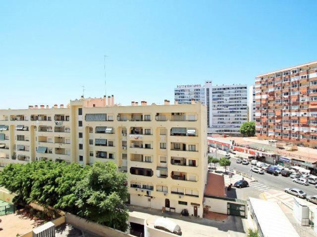 Appartamento Estudio Loft En El Centro 3 O 4 Personas Cama Doble Y Sofa Cama Check In A Partir De 15 Y 30 Min Pm Y Check Out Hasta 12 Pm Con Wifi Normalmente No Se Puede Adelantar El Check In Por Motivos De Produccion Torremolinos