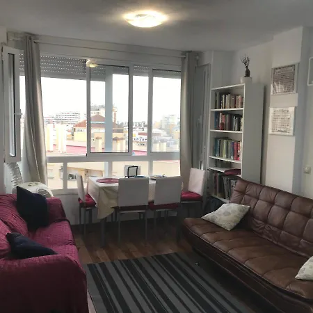 Apartamento Estudio Loft En El Centro Para 3 O 4 Personas Cama Doble Y Sofa Cama Check In A Partir De Las 15 Y 30 Min Pm Y Check Out Hasta Las 12 Pm Con Wifi Normalmente No Se Puede Adelantar El Check In Por Motivos De Produccion Torremolinos Buitenkant foto