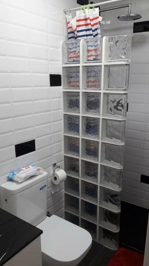 Estudio Loft: Centro Céntrico Con Wifi Y Check-out Tardío Apartment *